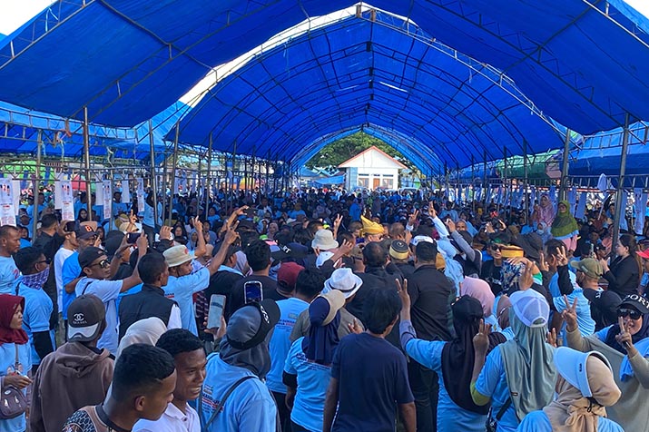 ASR Janjikan Nelayan di Konkep Bantuan Alat Tangkap dan Rumah yang Layak