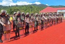 Sinergi TNI-Polri Hadapi Pilkada, Polres Kodim Konut Latihan Dalmas Bersama