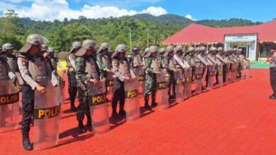 Sinergi TNI-Polri Hadapi Pilkada, Polres Kodim Konut Latihan Dalmas Bersama