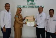 PLN NP UP Kendari Raih Penghargaan Pencegahan HIV/AIDS Kategori Silver