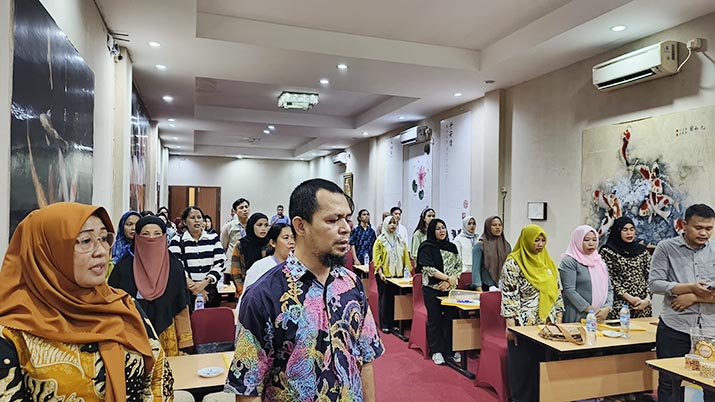 Pelaku UMKM di Konsel Diberi Pelatihan Produk Berstandarisasi Halal