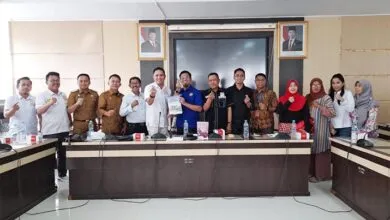 DPRD Kendari Gelar RDP: Retail Wajib Beri Porsi 30 Persen untuk Produk Lokal UMKM
