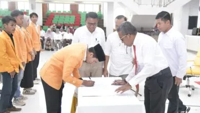Lantik Ketua BEM 2025, Rektor UHO: Ini Tempat Pengembangan Diri