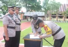 Sertijab Polres Muna, Kabag Log dan Tujuh Kapolsek Berganti