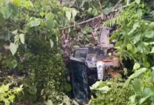 Kecelakaan Tunggal di Kolaka, Mobil Bak Terbuka Terperosok ke Jurang