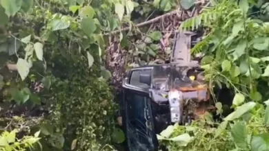 Kecelakaan Tunggal di Kolaka, Mobil Bak Terbuka Terperosok ke Jurang