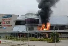 Dua Gerai Terbakar, Mall The Park Kendari Tutup Satu Hari