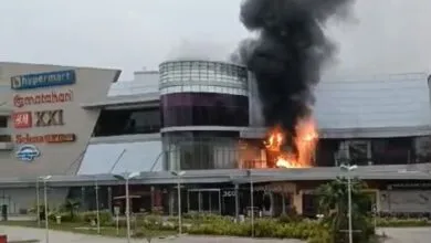 Dua Gerai Terbakar, Mall The Park Kendari Tutup Satu Hari