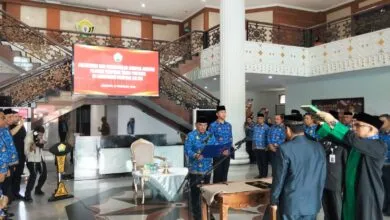 Roni Yakob Resmi Dilantik sebagai Kadisperindag Sultra