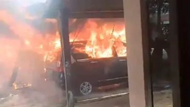 Kebakaran di Mandonga, Satu Unit Mobil Ludes Dilalap Api