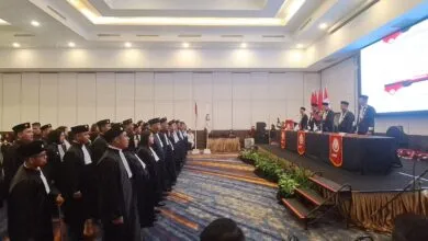 Lantik 63 Advokat di Sultra, Presidium DPP Imbau Prioritaskan Bantu Masyarakat Miskin Pendampingan Hukum