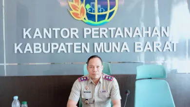 Kepala Kantor BPN Kabupaten Muna Barat, Edison. Foto: La Ode Darlan/Detiksultra.com