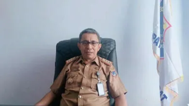 Kepala Dinas Pendidikan dan Kebudayaan Muna Barat, Ahmad Ramadan. Foto: istimewa.