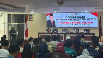 BGN Bersama DPR RI dan Pemkab Kolaka Sosialisasi MBG