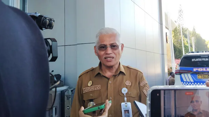Ketgam: Sekda Sultra, Asrun Lio. Foto: Muh Ridwan Kadir/Detiksultra.com