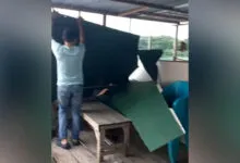 Angin Kencang Landa Wilayah Raha, Lapak Jualan Warga Porak-poranda