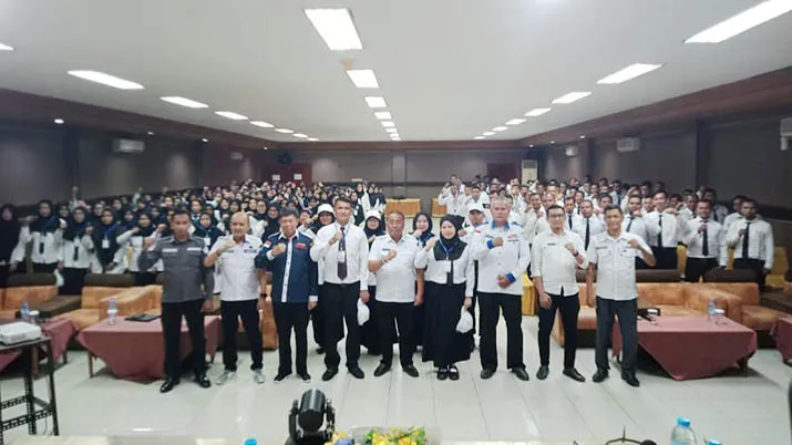 Sekda Sultra Ingatkan PPPK untuk Tingkatkan Kualitas Diri Dalam Pelayanan ke Masyarakat