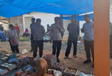 Polsek Tiworo Tengah dan Disperindag Muna Barat Pantau Harga Pangan Jelang Ramadan