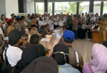 Ratusan CPNS dan PPPK Tolak Keputusan Kemenpan RB, Serukan Enam Tuntutan ke DPRD Sultra