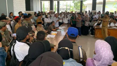 Ratusan CPNS dan PPPK Tolak Keputusan Kemenpan RB, Serukan Enam Tuntutan ke DPRD Sultra