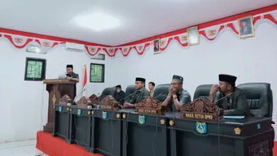 Bupati Harap Anggota DPRD Muna Barat Lewat Bandara Sugimanuru Jika Lakukan Perjalanan Dinas