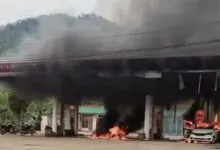 Dua Kendaraan Hangus Terbakar di SPBU Andowia Konawe Utara, Satu Anggota Polisi Alami Luka Bakar