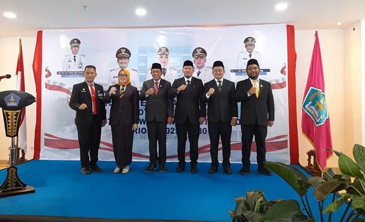 Hadiri Sertijab Wali Kota Kendari, Ketua DPRD Siap Kawal Program Pemerintah