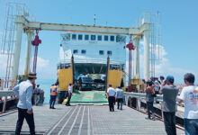 Warga Muna Barat Apresiasi Pengoperasian Kapal Ferry Rute Tondasi-Torobulu
