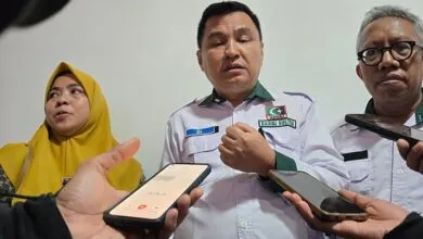 Audience dengan DPRD, Kahmi Usul Otsus dan Pansus Pemekaran Sultra
