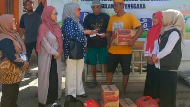 LPSM Sultra Serahkan Bantuan Uang Tunai hingga Sembako ke Masyarakat