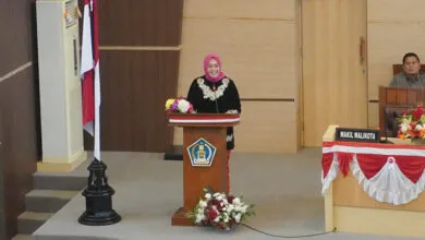 Rapat Paripurna DPRD Kendari, Wali Kota Kendari Beberkan Utang Pemerintah Nyaris Rp400 M