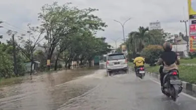 Cuaca Ekstrem, Jalan Laode Hadi Bypass Kendari Terendam Banjir Sepanjang 2 Km