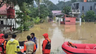 Kali Wanggu Kendari Meluap, Ratusan KK Mengungsi, Pemkot Dirikan Dapur Umum