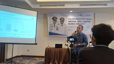 Masyarakat Sultra Puas Dengan Kinerja ASR-Hugua, Infrastruktur Jalan Rusak Diminta Segera Dituntaskan