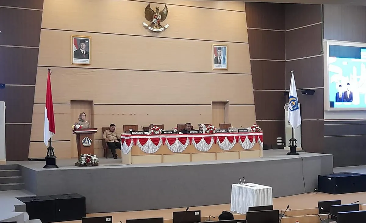 Pemkot Kendari Serahkan Raperda RPJMD 2025–2029 ke DPRD Kendari