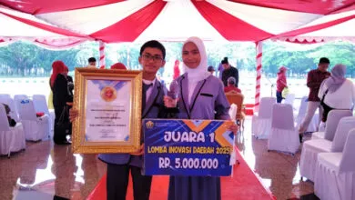 Kreatif! Siswa SMAN 3 Bombana Buat Sabun dari Bunga Tahi Ayam