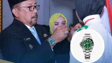 Viral Bupati Bombana Pakai Jam Tangan Mirip Rolex, Ini Klarifikasinya