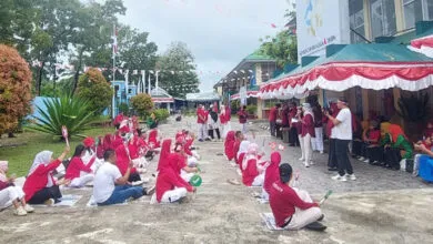 Lomba Joget Balon Hingga Lari Kelereng Warnai HUT ke-80 RI di BKKBN Sultra