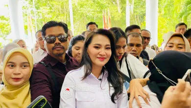 Senyum Hangat, Gubernur Malut Sherly Tjoanda Bakal Agendakan ke Wakatobi