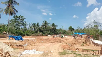 Merasa Tak Diberdayakan, Warga Ancam Segel Gedung Labkesmas Muna Barat