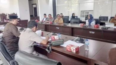 Penimbun BBM Ilegal di Lalonggasmeeto Blak-Blakan soal Usahanya di RDP DPRD Sultra