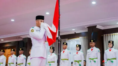 KENDARI, DETIKSULTRA.COM — Puluhan anggota Pasukan Pengibar Bendera Pusaka (Paskibraka) tingkat Provinsi Sulawesi Tenggara (Sultra) akan menerima uang