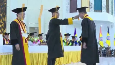 Prof. Armid Perdana Pimpin Wisuda UHO, 954 Lulusan Siap Bersaing di Dunia Kerja