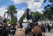 Massa Aksi Padati DPRD Sultra, Suarakan Kekecewaan ke DPR RI dan Tuntut Keadilan untuk Ojek Online yang Tewas