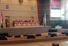 DPRD Kendari Terima Raperda Perubahan APBD 2025, Fokus Infrastruktur dan Stunting