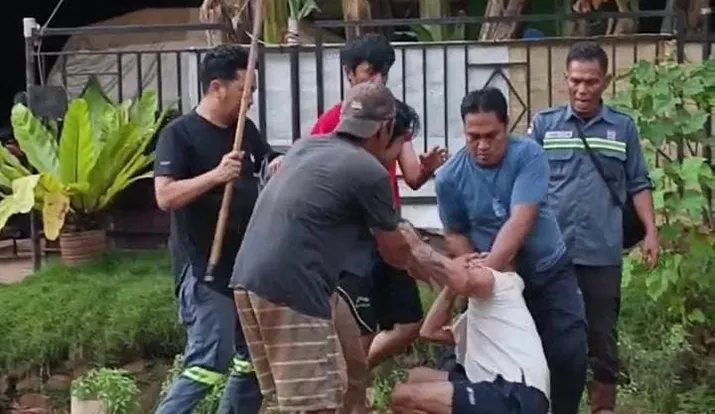 Warga Tuntut Royalti Penggunaan Jalan Hauling PT PMS Berujung Pengeroyokan dan Penganiayaan