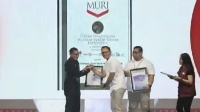 IAIN Kendari Terima Dua Rekor MURI di BIK 2025