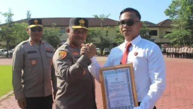 29 Personel Polda Sultra Berprestasi Diganjar Penghargaan