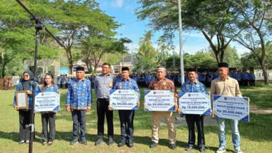 Pemkab Muna Barat Terima Dana CSR dari Bank Sultra untuk Rehabilitasi Rumah Ibadah