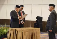 Ketua Yayasan Unsultra Lantik Prof. Andi Bahrun Jadi Rektor Periode 2025-2029